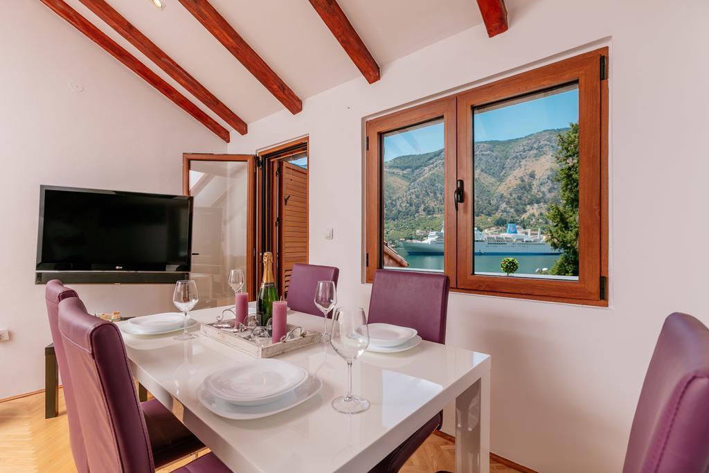 Apartman Mondo Lägenhet Kotor Exteriör bild